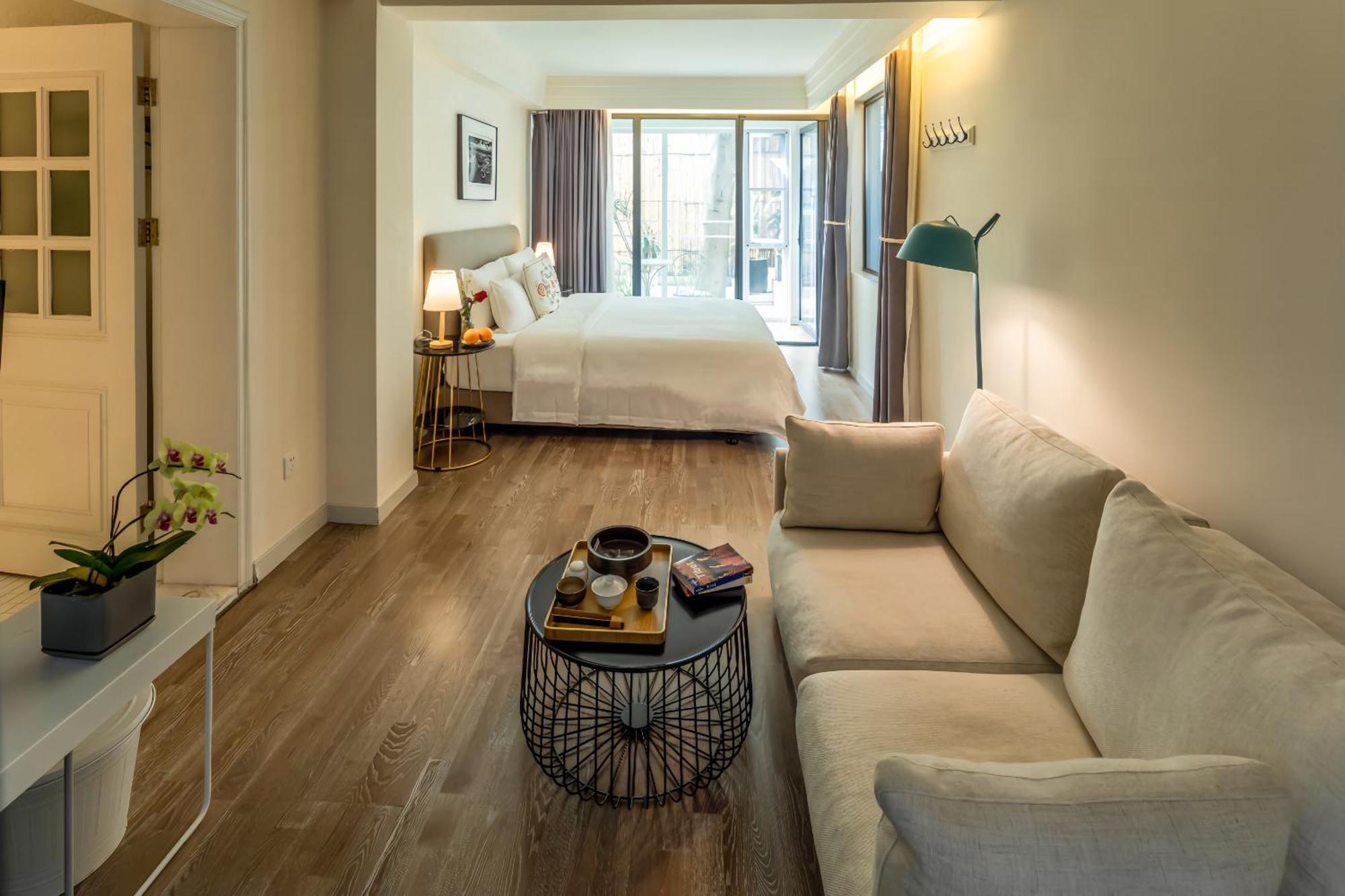 Shenzhen No'6 Garden Villa --French Window With Garden View,Close To Sea World &Shekou Ferry Port &K11 Ecoast &Subway Nearby ,Offer Western Food And Coffee &English Speaking With Tour Services Екстериор снимка