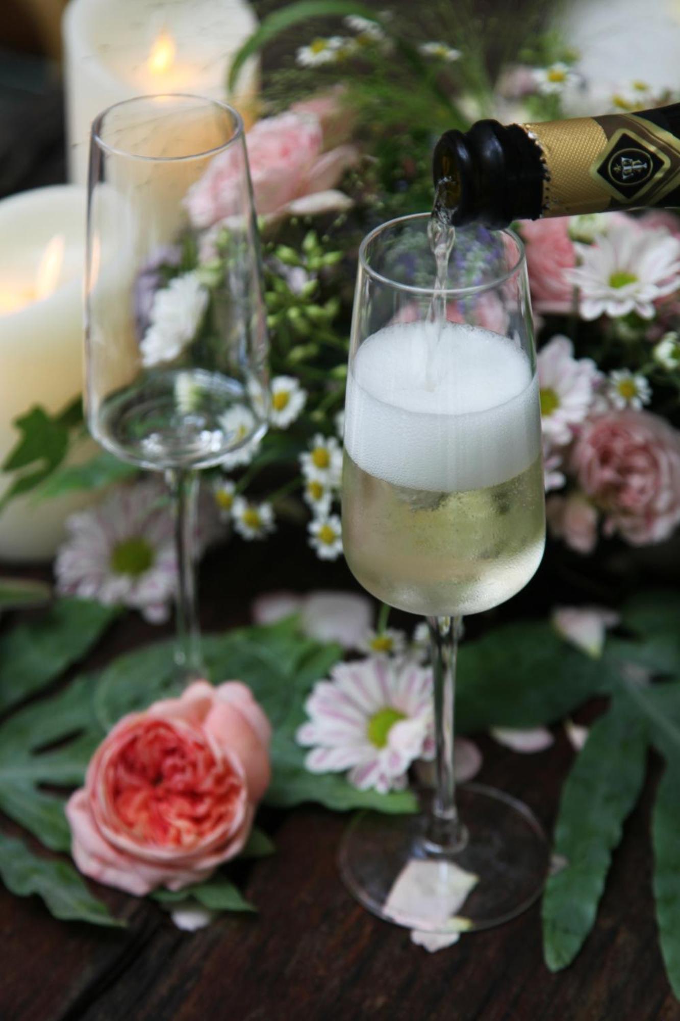 Shenzhen No'6 Garden Villa --French Window With Garden View,Close To Sea World &Shekou Ferry Port &K11 Ecoast &Subway Nearby ,Offer Western Food And Coffee &English Speaking With Tour Services Екстериор снимка