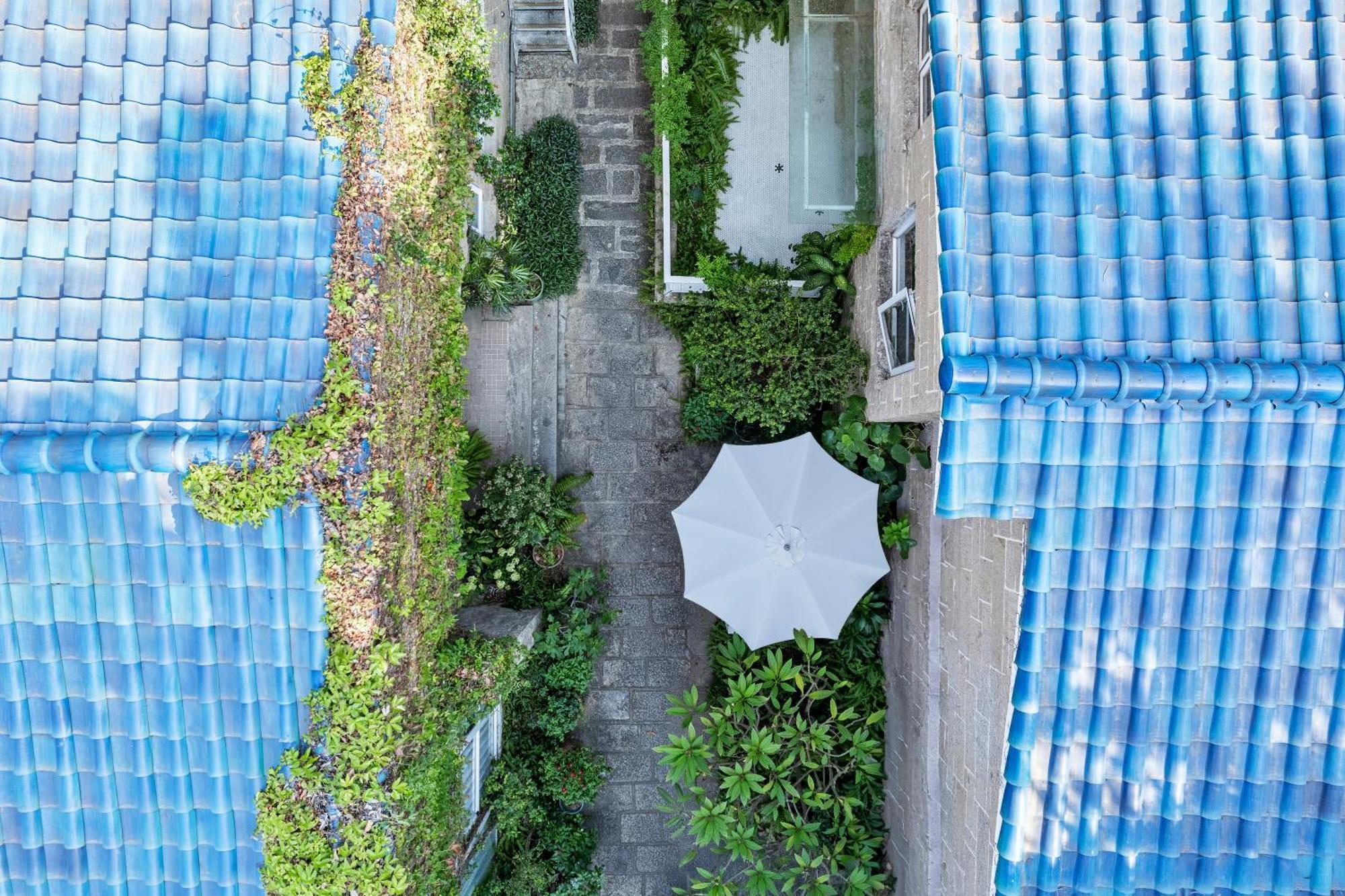 Shenzhen No'6 Garden Villa --French Window With Garden View,Close To Sea World &Shekou Ferry Port &K11 Ecoast &Subway Nearby ,Offer Western Food And Coffee &English Speaking With Tour Services Екстериор снимка