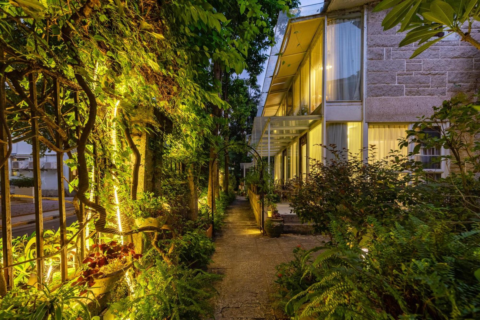 Shenzhen No'6 Garden Villa --French Window With Garden View,Close To Sea World &Shekou Ferry Port &K11 Ecoast &Subway Nearby ,Offer Western Food And Coffee &English Speaking With Tour Services Екстериор снимка