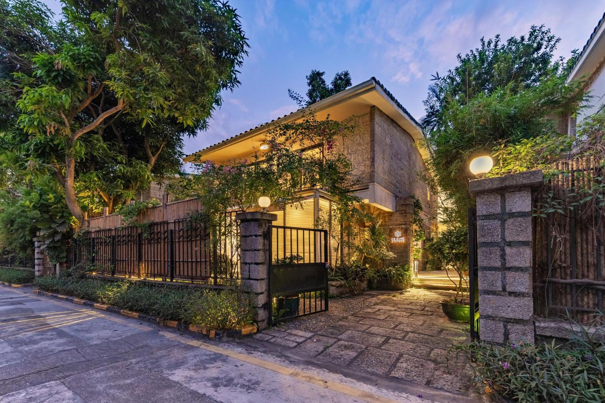 Shenzhen No'6 Garden Villa --French Window With Garden View,Close To Sea World &Shekou Ferry Port &K11 Ecoast &Subway Nearby ,Offer Western Food And Coffee &English Speaking With Tour Services Екстериор снимка